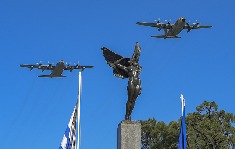 112º Aniversario de la Aviación Militar y el Día de la Fuerza Aérea Uruguaya
